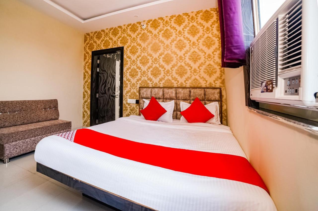 Oyo 41923 Prema Kunj Resort Jhānsi Eksteriør bilde