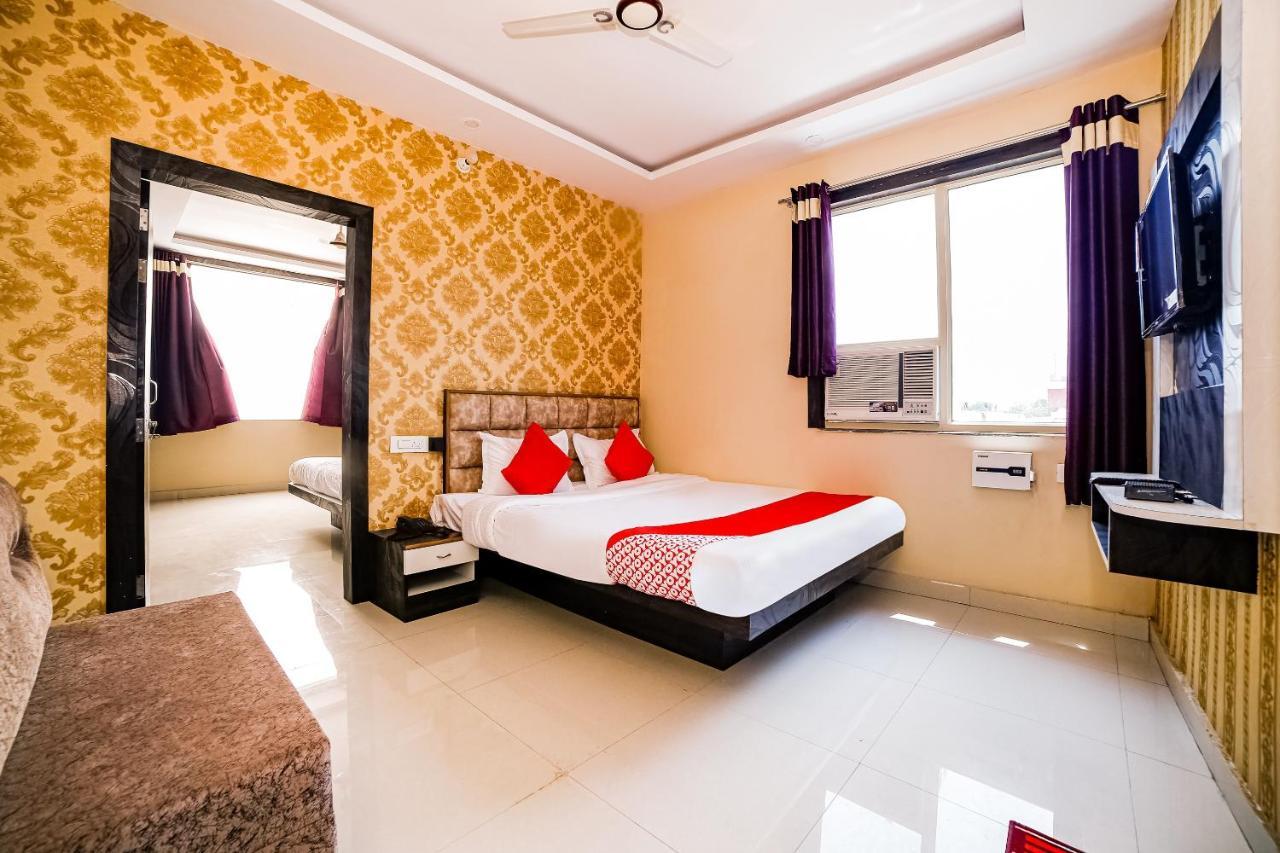 Oyo 41923 Prema Kunj Resort Jhānsi Eksteriør bilde