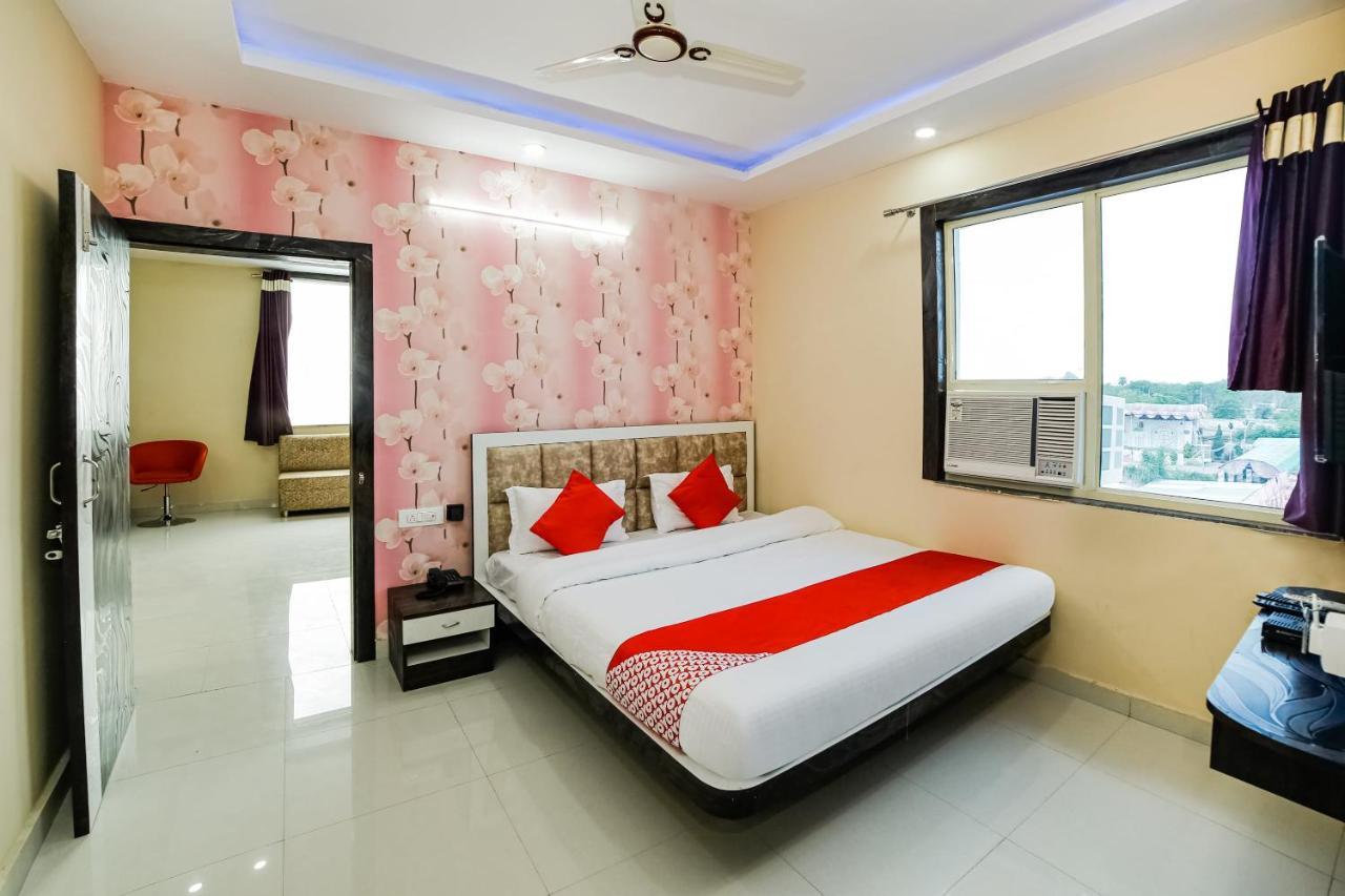 Oyo 41923 Prema Kunj Resort Jhānsi Eksteriør bilde