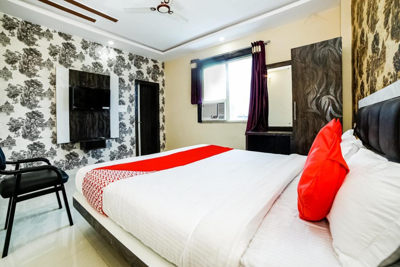 Oyo 41923 Prema Kunj Resort Jhānsi Eksteriør bilde