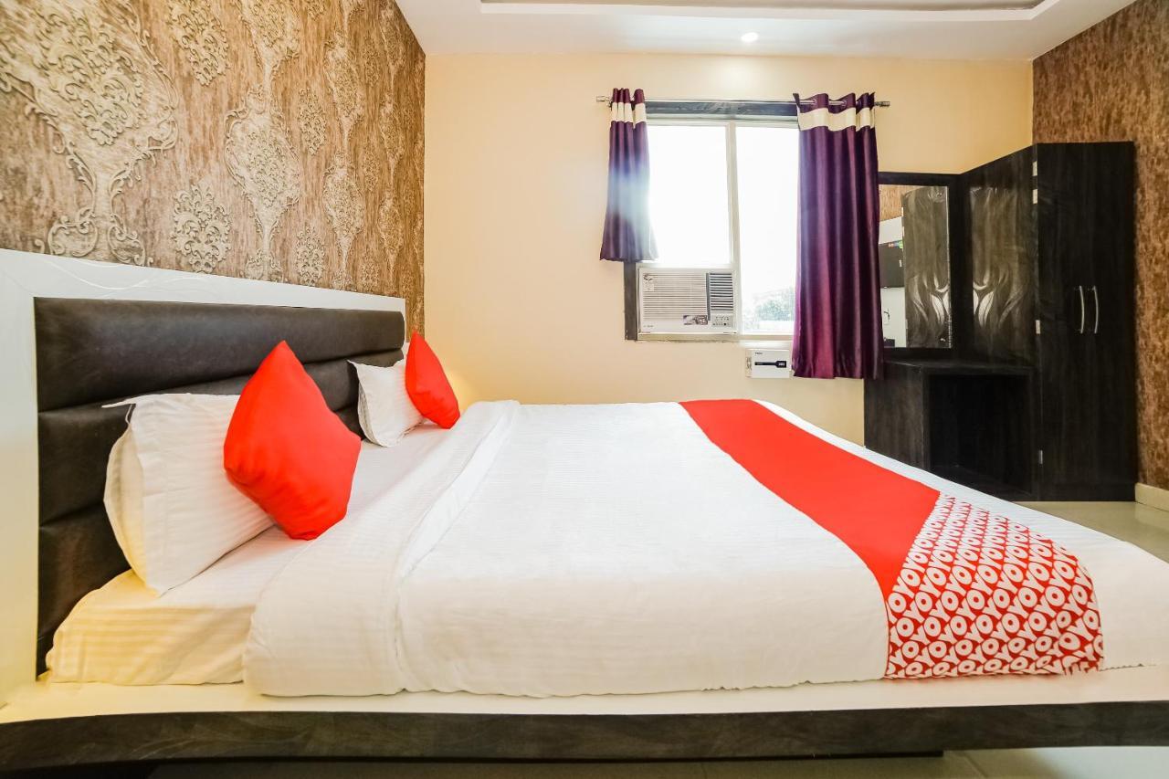Oyo 41923 Prema Kunj Resort Jhānsi Eksteriør bilde