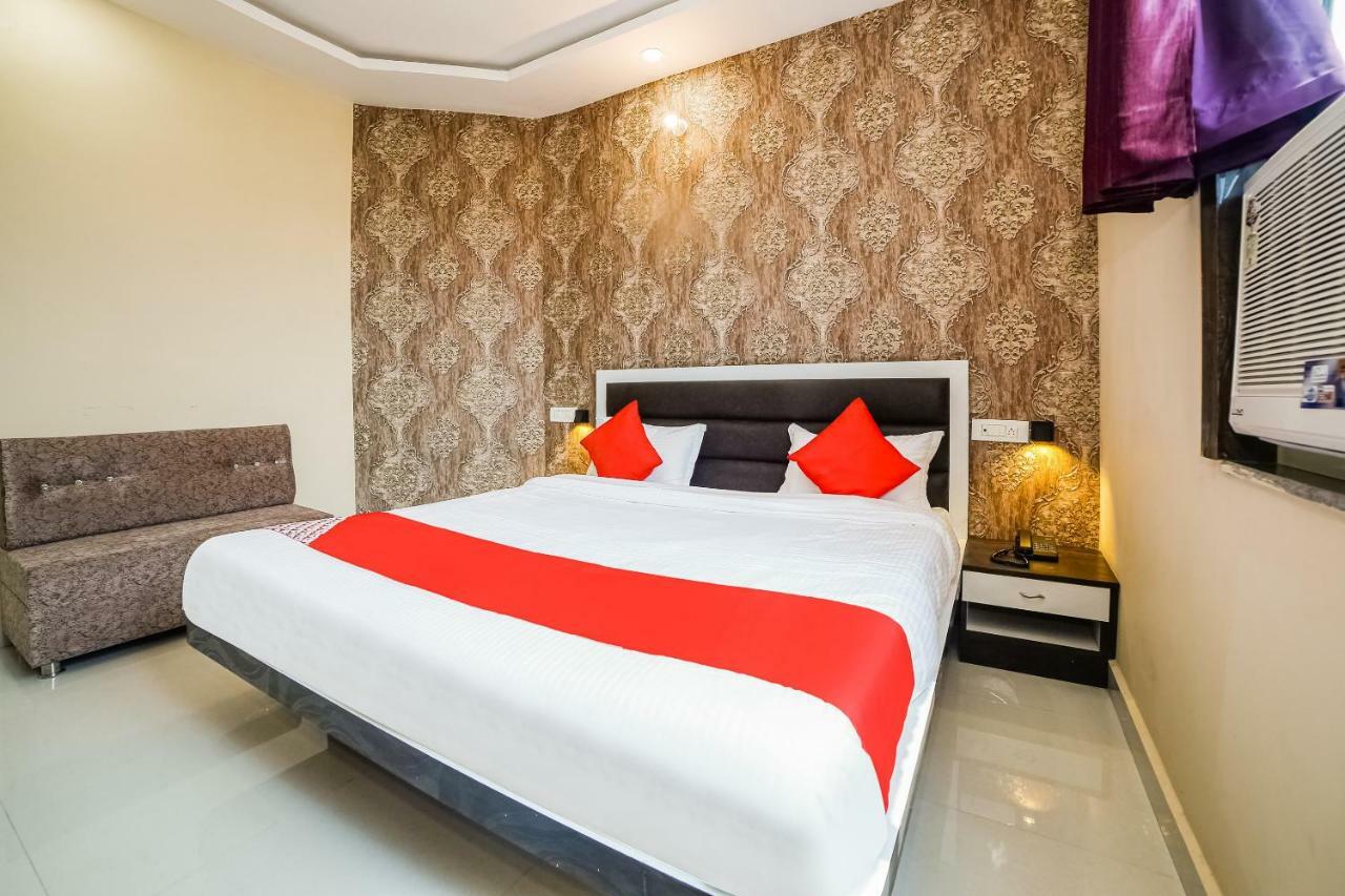 Oyo 41923 Prema Kunj Resort Jhānsi Eksteriør bilde