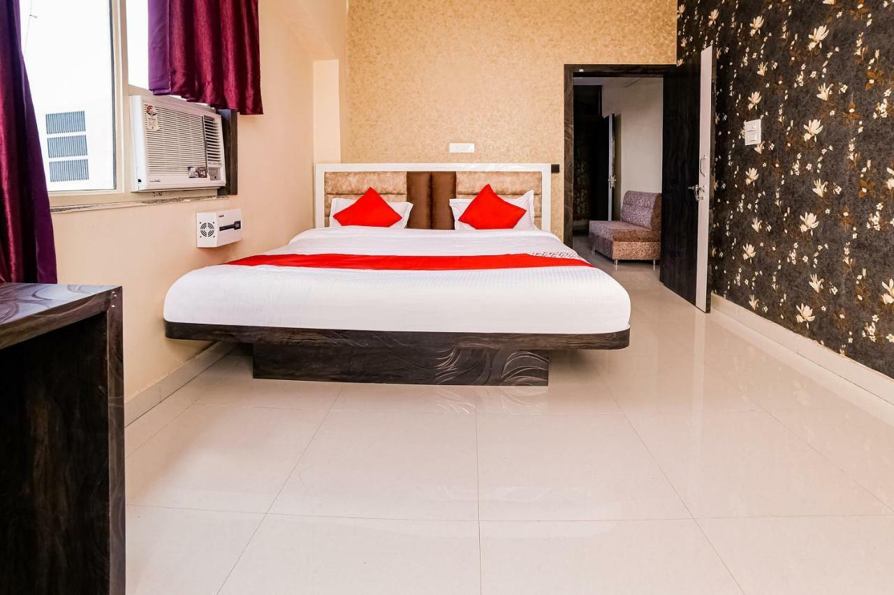 Oyo 41923 Prema Kunj Resort Jhānsi Eksteriør bilde
